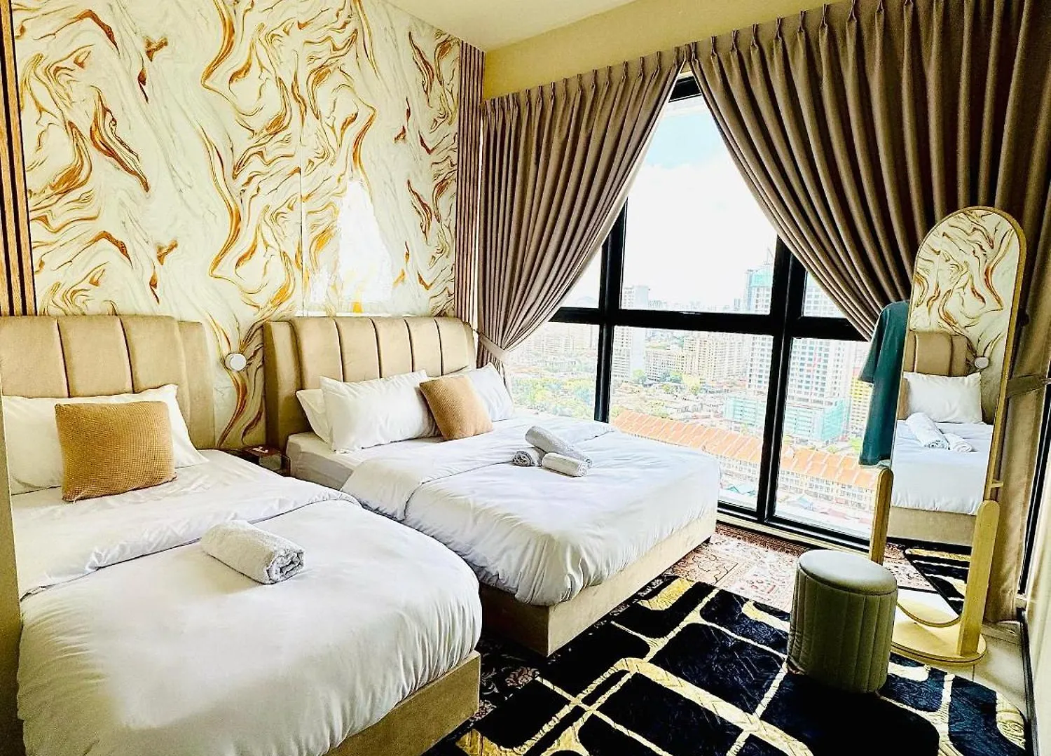 Jac Urban Suites Luxury & Premium Staycation 10Pax ile iletişim
